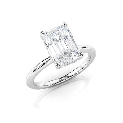 Bague de fiançailles taille émeraude