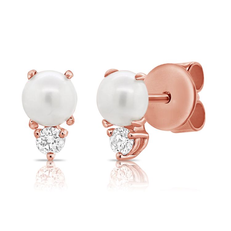 Puces d'oreilles en perles et diamants