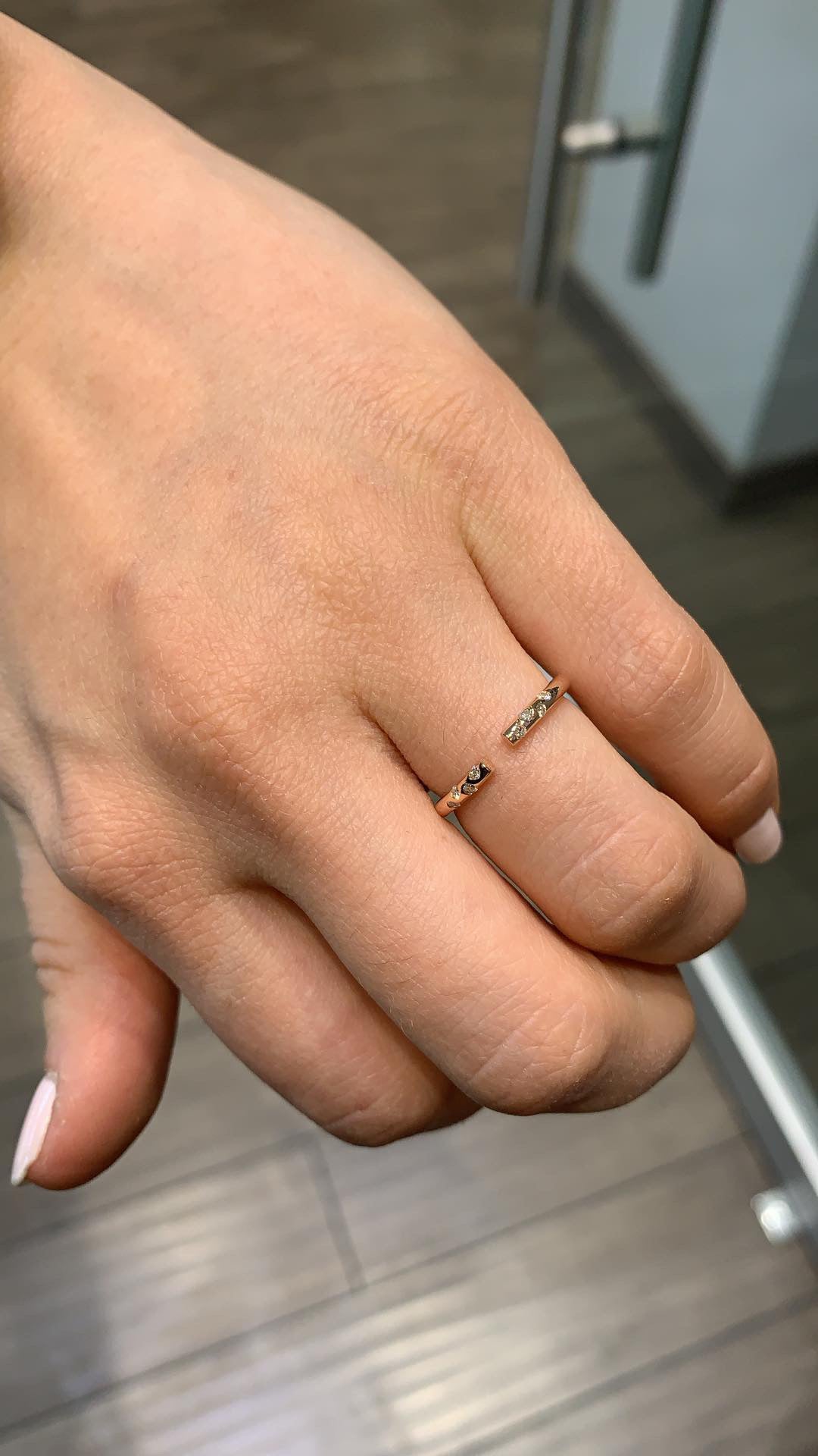 Scattered Diamond Open Eternity Band