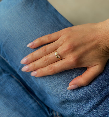 Small ID Bar Wire Ring