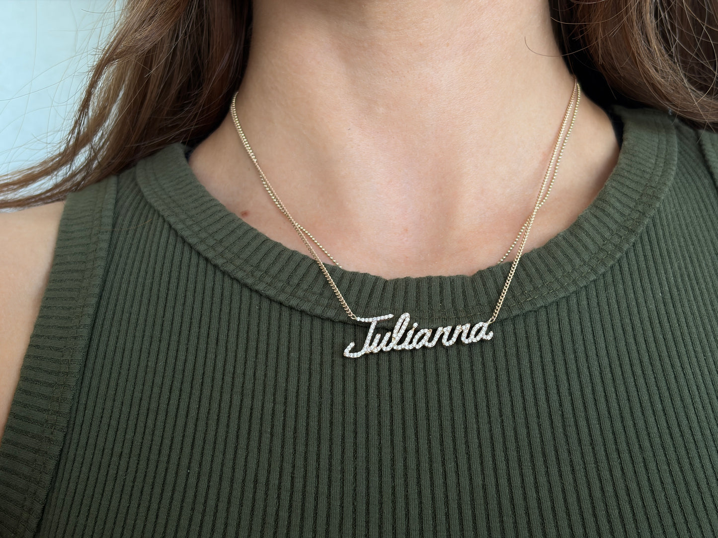 Collier triangle de diamants pendants