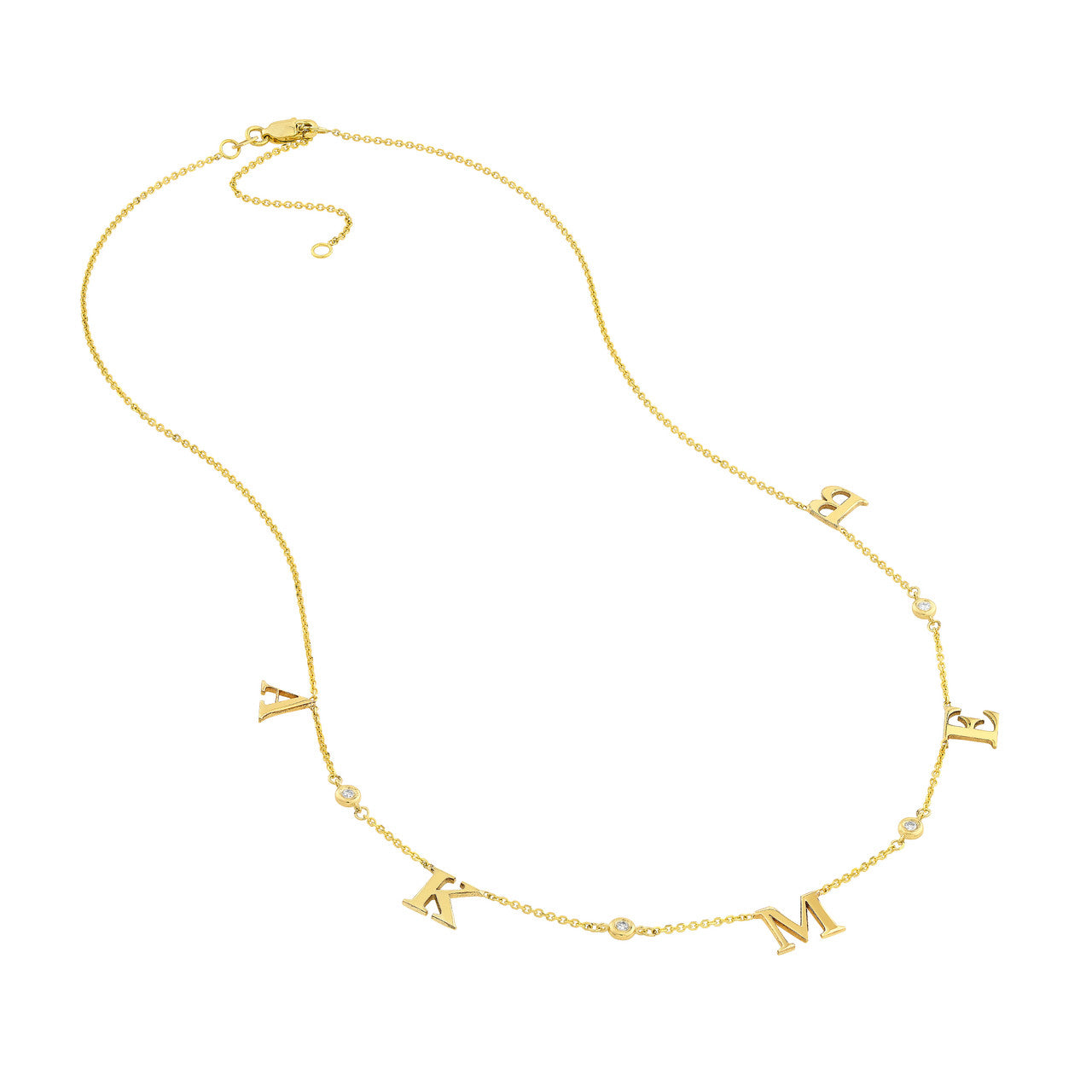 Collier station avec initiale et lunette en diamant